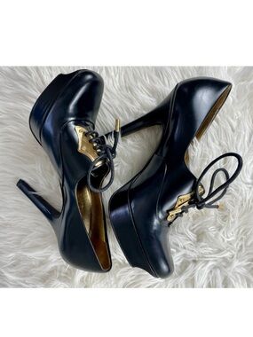 Authentic Vintage GUCCI Black & Gold Leather Lace-up Heels - Size 6B